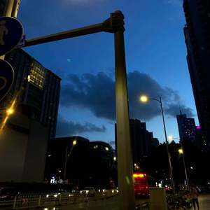 男人和女人一起生猴子无遮掩小视频
